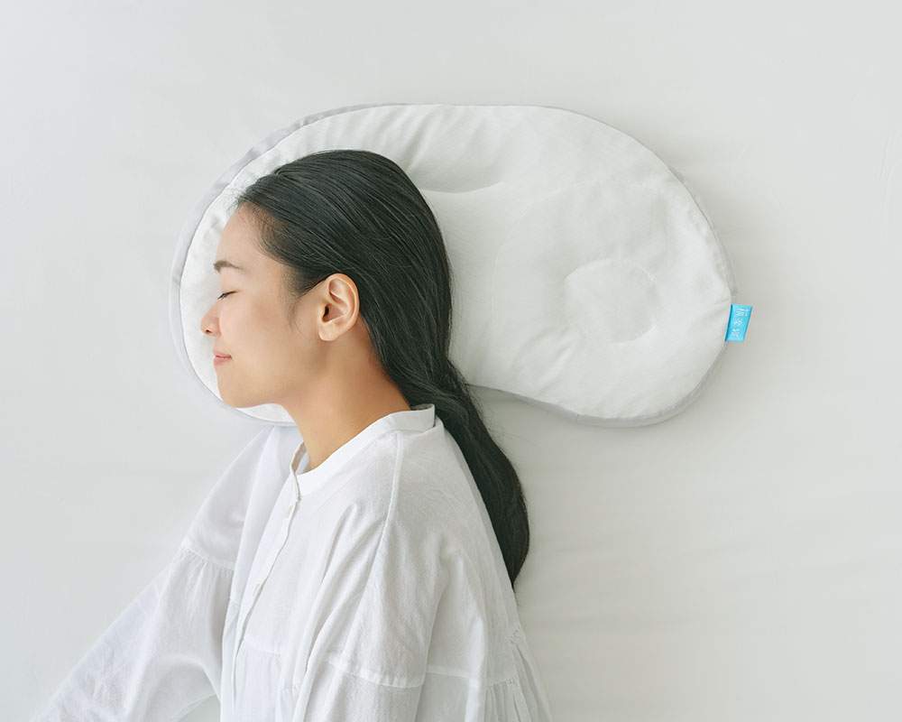 おすすめ横向き寝用枕１位：東京西川 横向き寝用枕「もっと横楽寝」