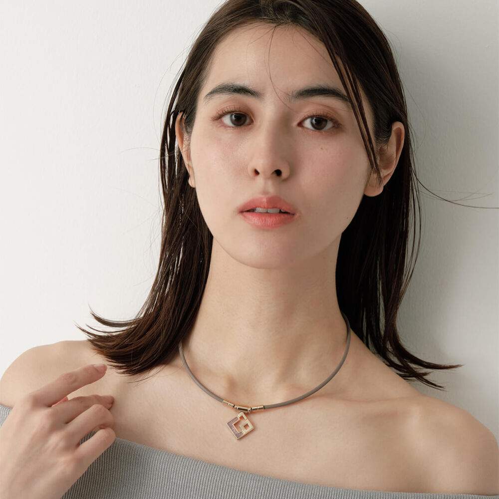 磁気ネックレスレディース人気商品のなかで最もおすすめするのはコラントッテ